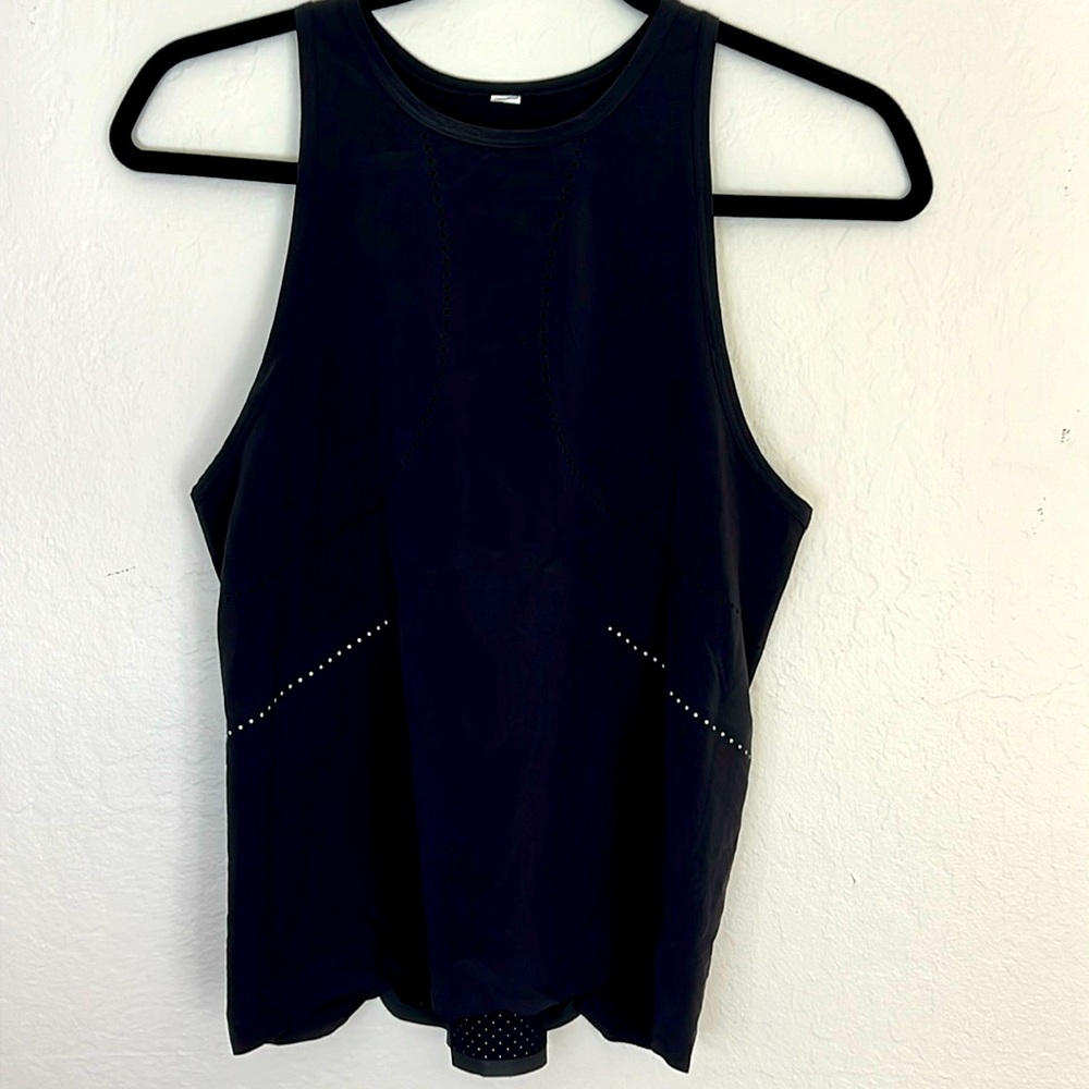 Lululemon reflective tank